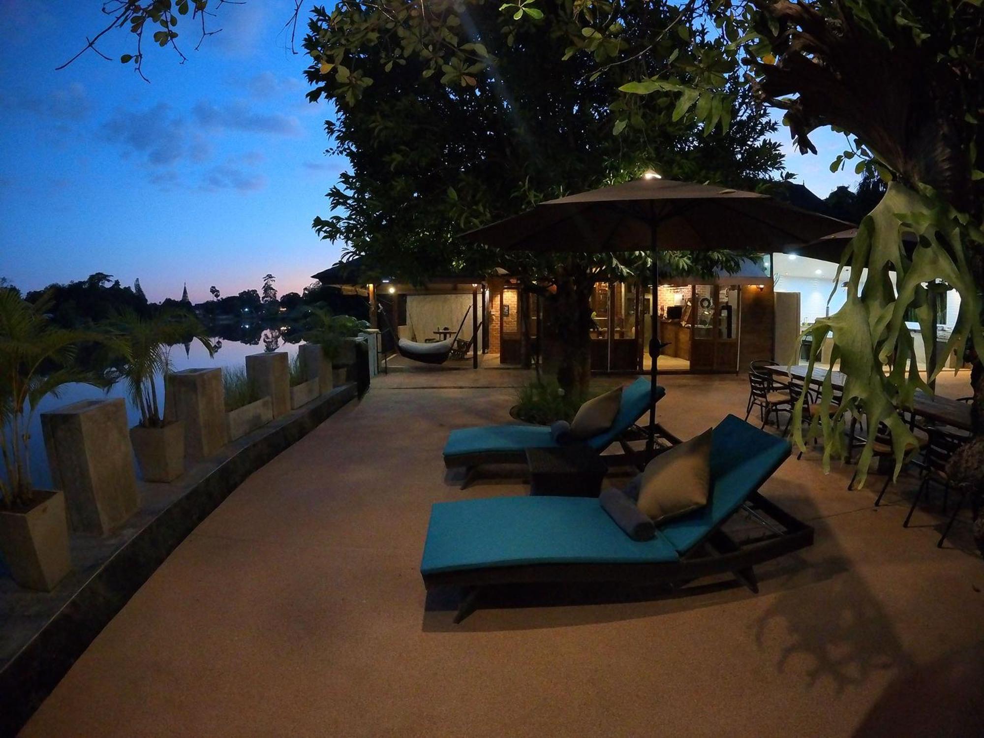 Tolani Riverside Villa Chiang Mai Exterior foto