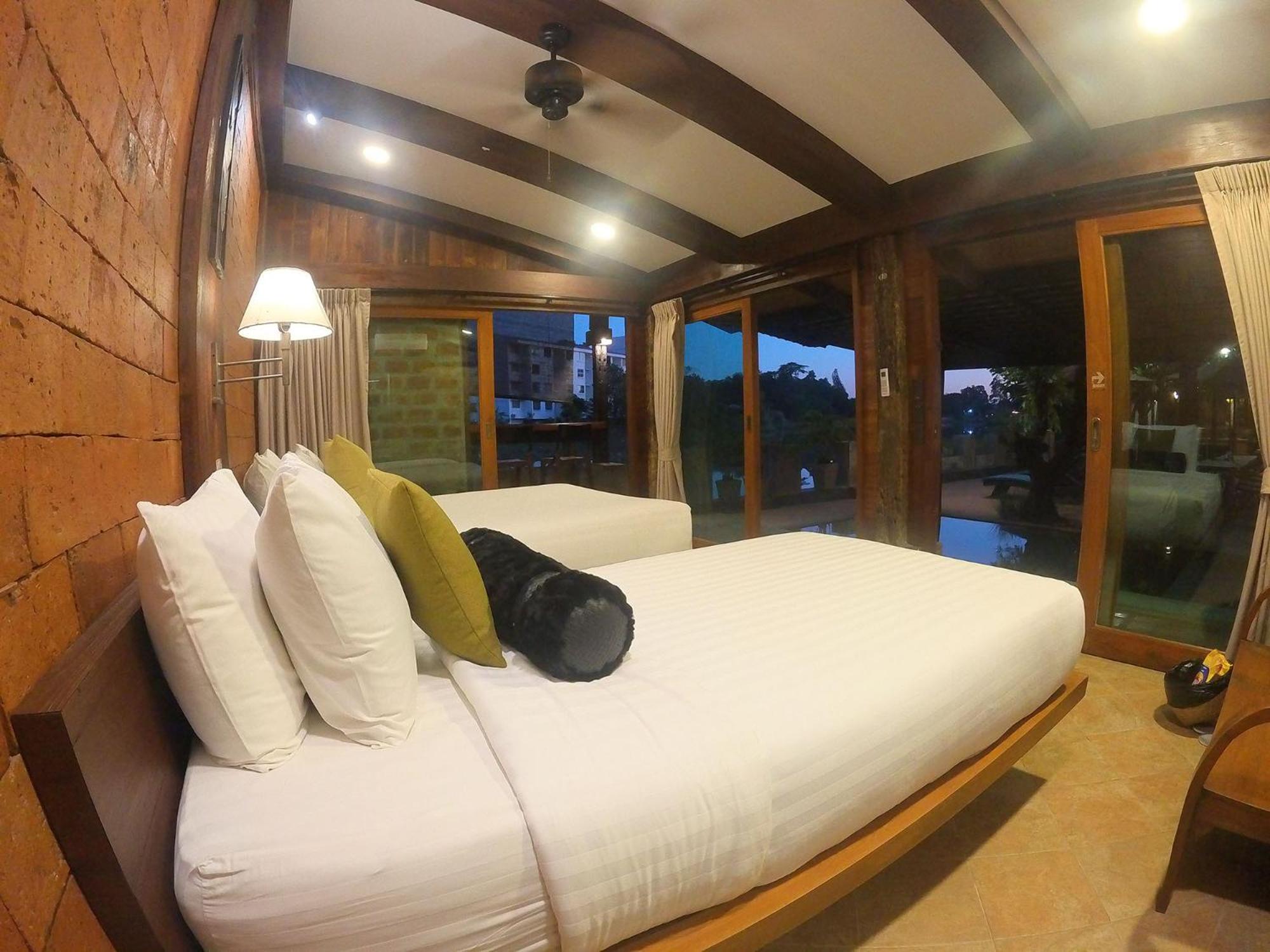 Tolani Riverside Villa Chiang Mai Exterior foto
